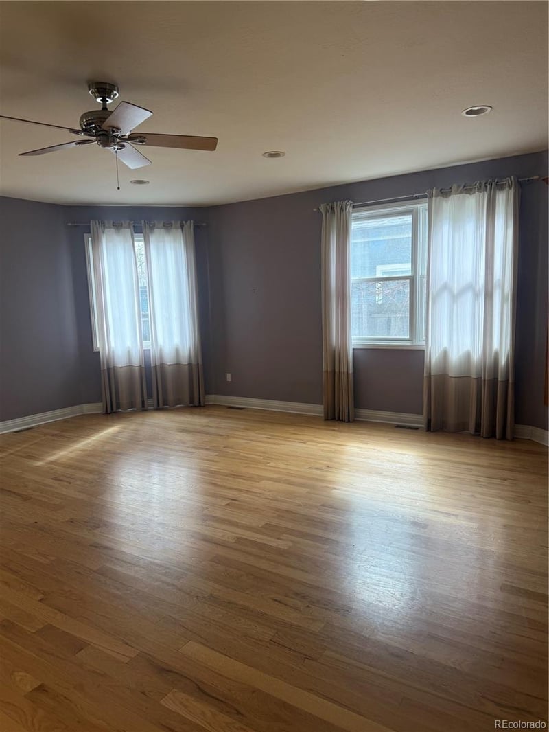 2464 S Saint Paul St, Denver, CO 80210