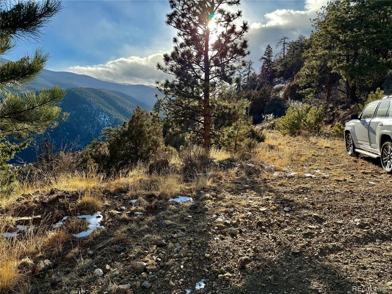 1961 Fools Gold Rd, Idaho Springs, CO 80452