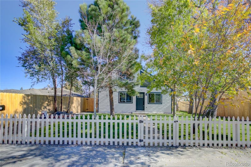 1076 S Leyden St, Denver, CO 80224