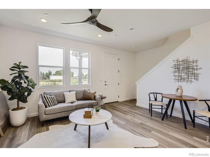 2807 Bear Springs Cir, Longmont, CO 80503