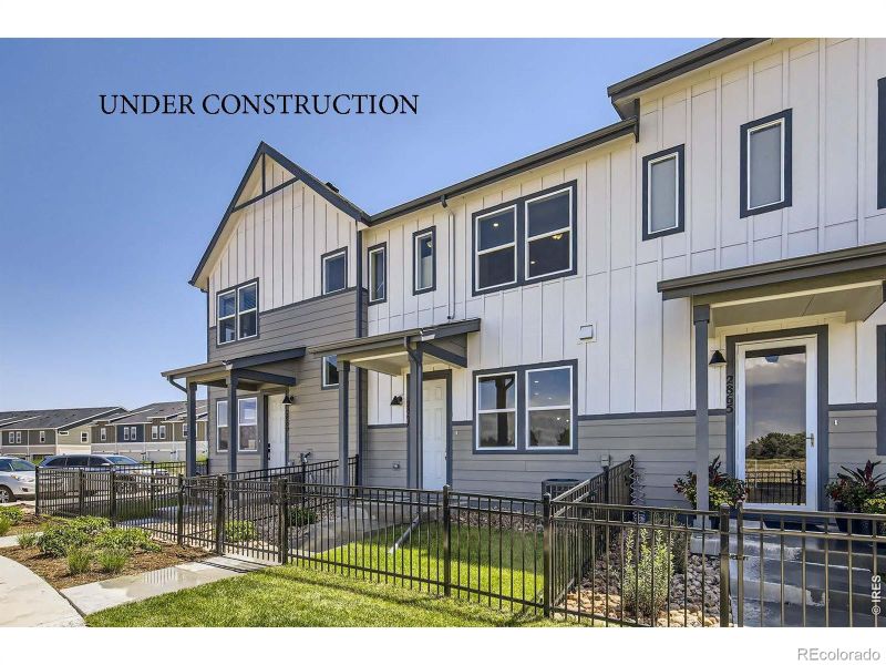 2809 Bear Springs Cir, Longmont, CO 80503