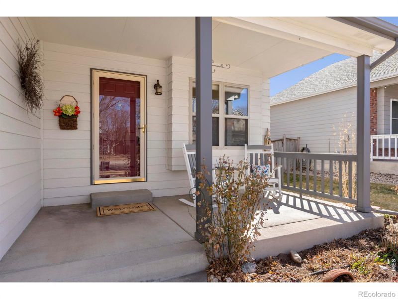 302 E 40th St, Loveland, CO 80538