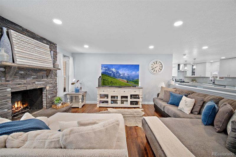 1481 S Chambers Cir, Aurora, CO 80012