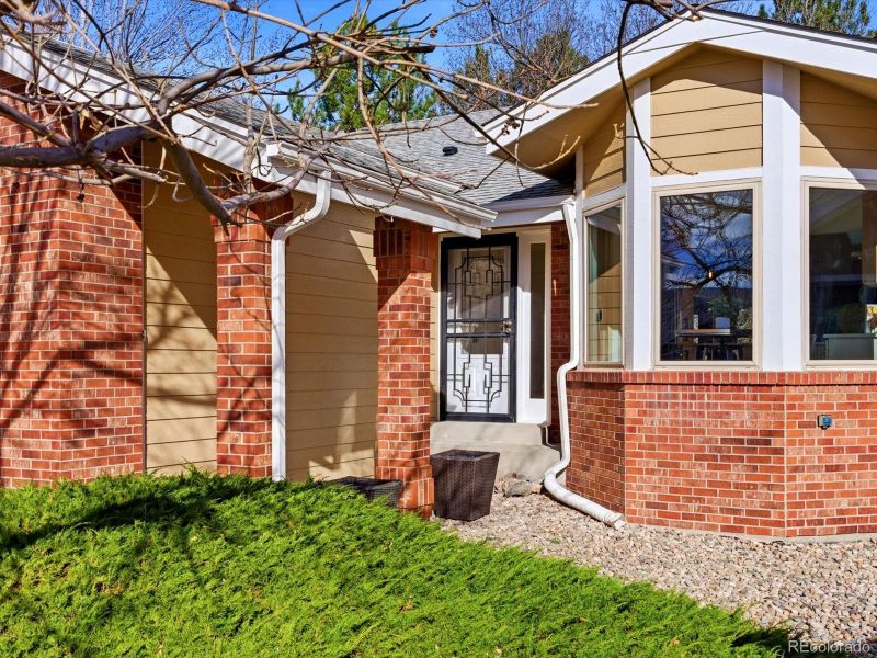 12 Stonehaven Ct, Highlands Ranch, CO 80130