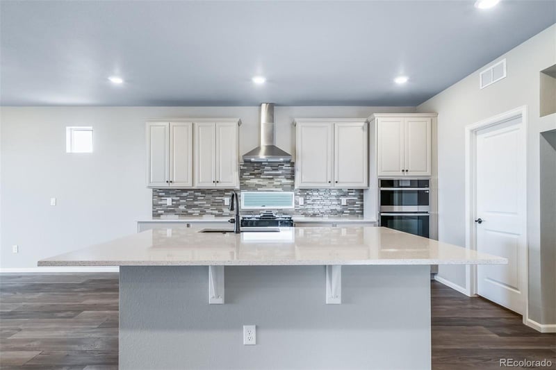 4827 N Sicily Ct, Aurora, CO 80019