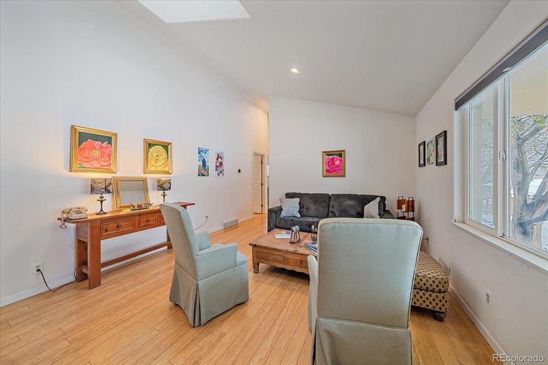 1575 S Clermont St, Denver, CO 80222