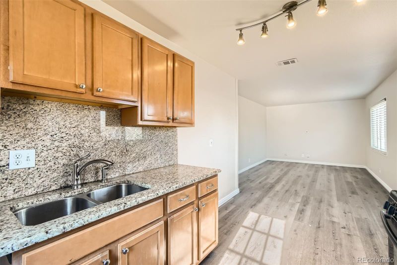 7695 Kearney Dr, Commerce City, CO 80022