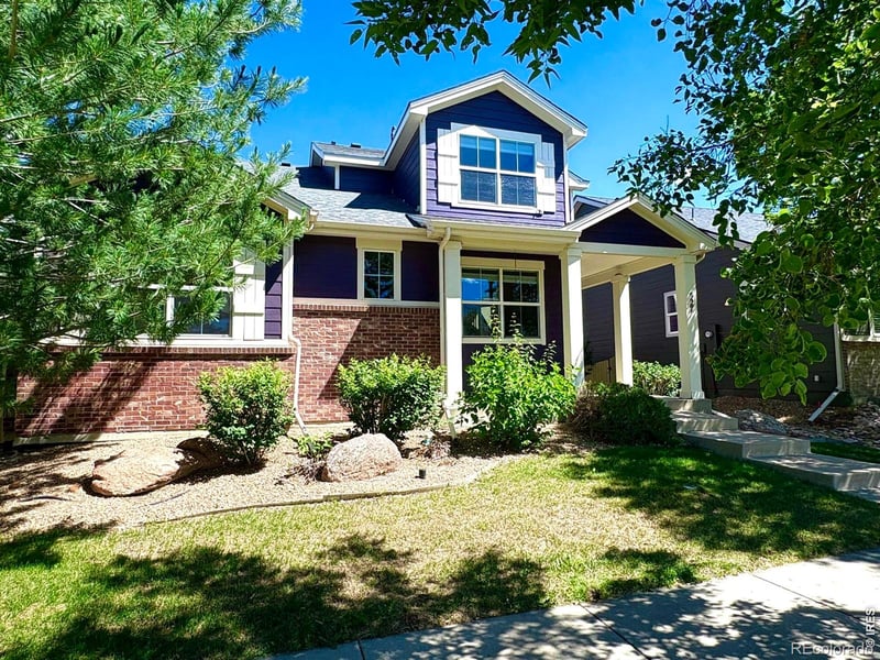 527 Deerwood Dr, Longmont, CO 80504