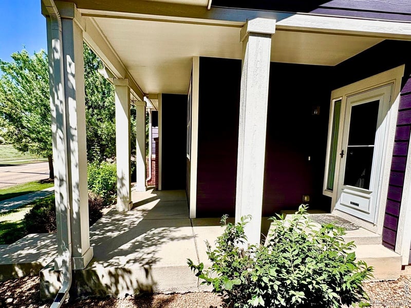 527 Deerwood Dr, Longmont, CO 80504