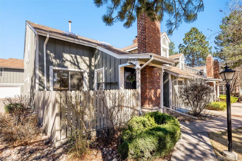 919 S Granby Way, Aurora, CO 80012
