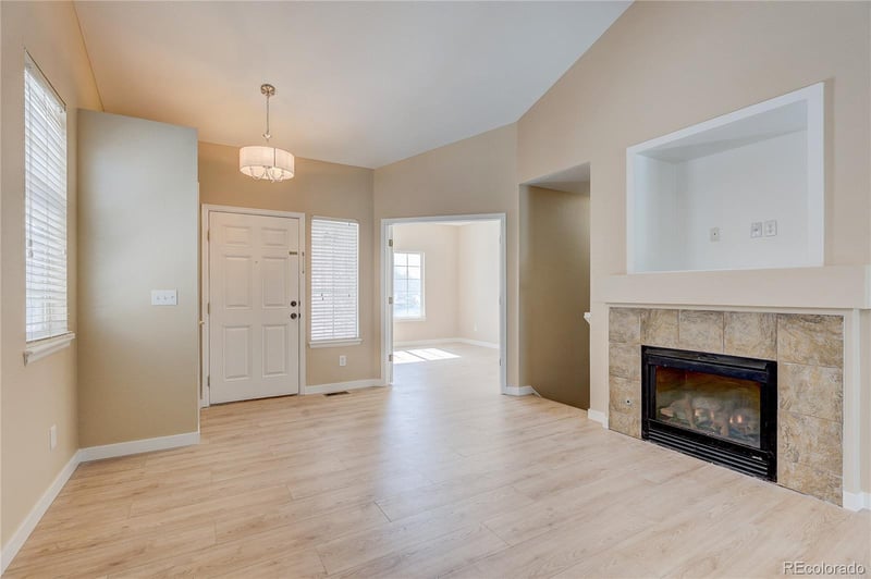 24671 E Kansas Cir, Aurora, CO 80018