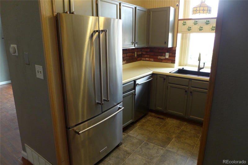 4825 Eldon Dr S, Colorado Springs, CO 80916