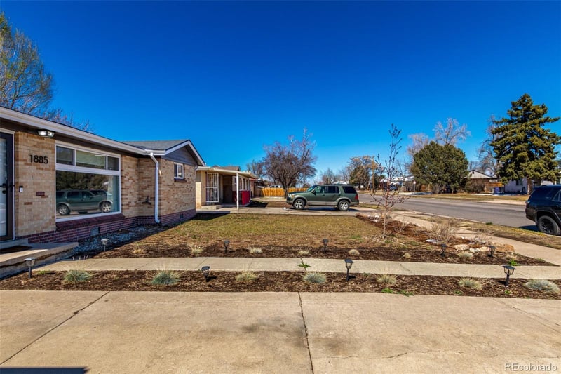 1885 S Zuni St, Denver, CO 80223