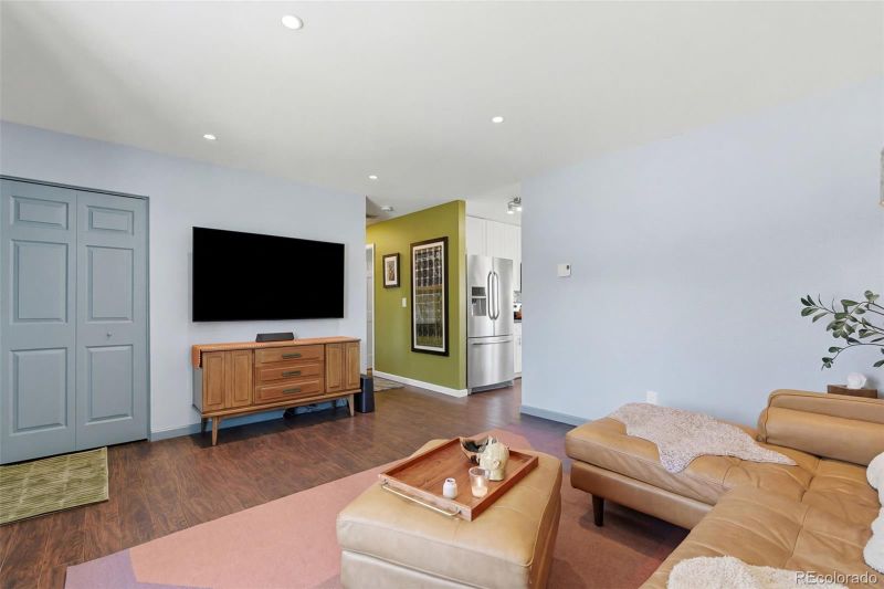 8891 W 92nd Pl, Broomfield, CO 80021