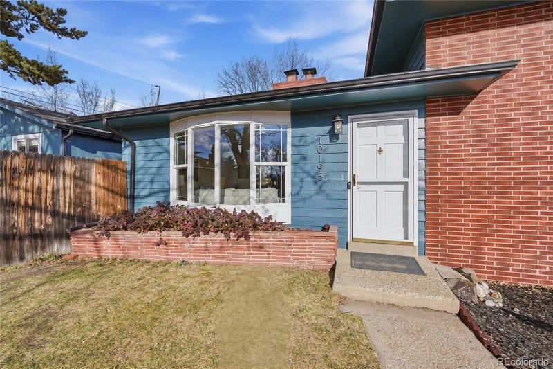 10195 W 17th Pl, Lakewood, CO 80215