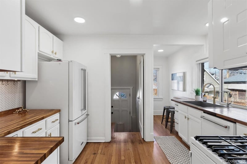3137 W 34th Ave, Denver, CO 80211