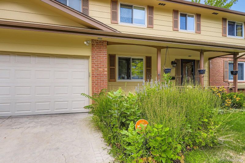 6801 S Gilpin Cir W, Centennial, CO 80122
