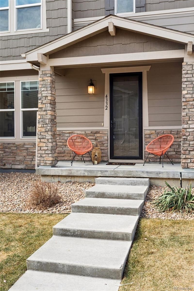 4332 S Nepal St, Centennial, CO 80015