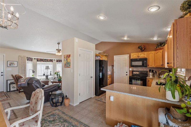 429 W Strawberry Dr, Pueblo West, CO 81007