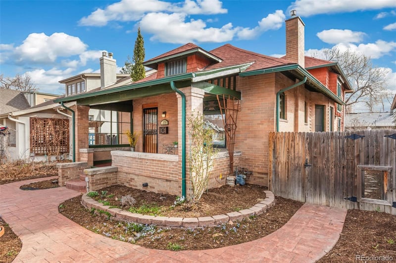 2576 Dexter St, Denver, CO 80207