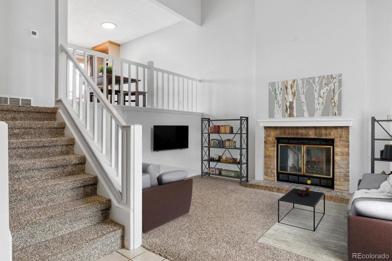 693 Delwood Ct, Highlands Ranch, CO 80126