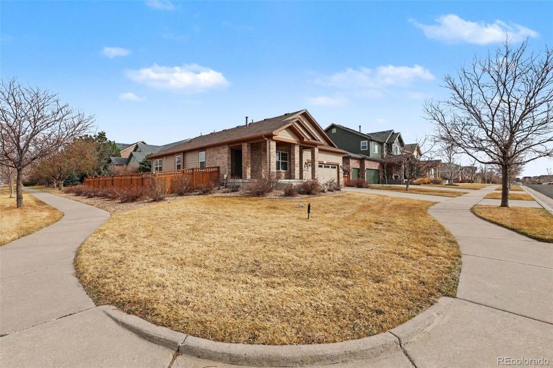 6346 N Espana St, Aurora, CO 80019
