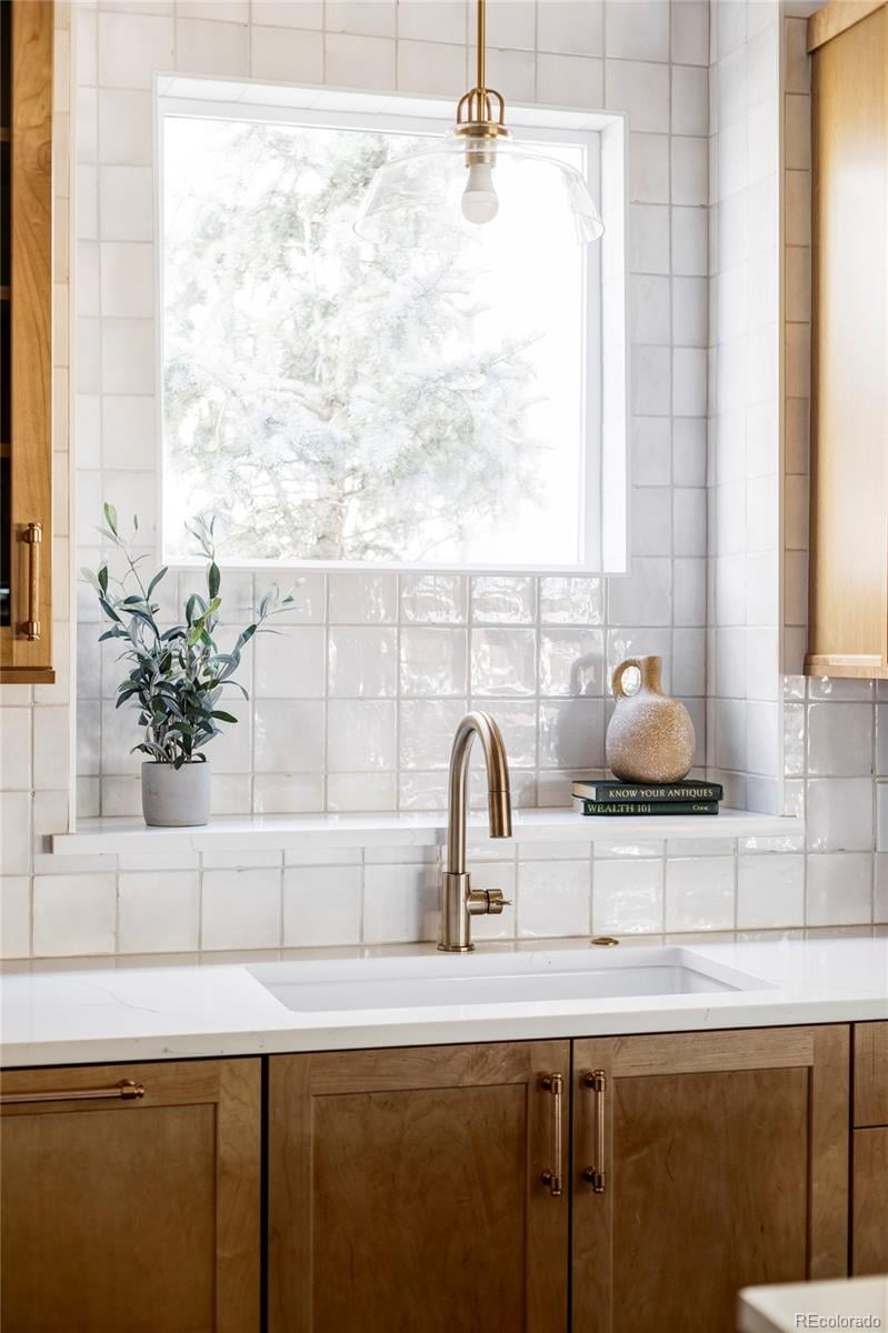 1683 Zenobia St, Denver, CO 80204