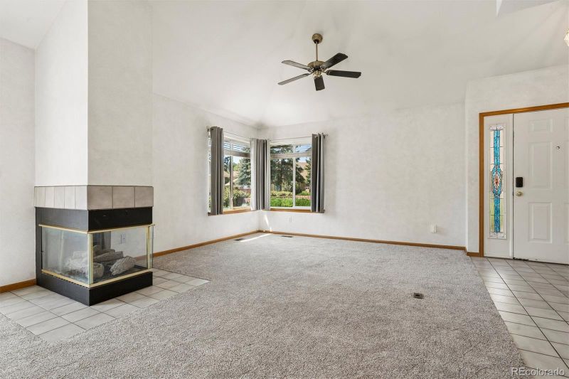 2166 S Troy Way, Aurora, CO 80014