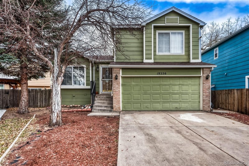 19356 E 40th Pl, Denver, CO 80249