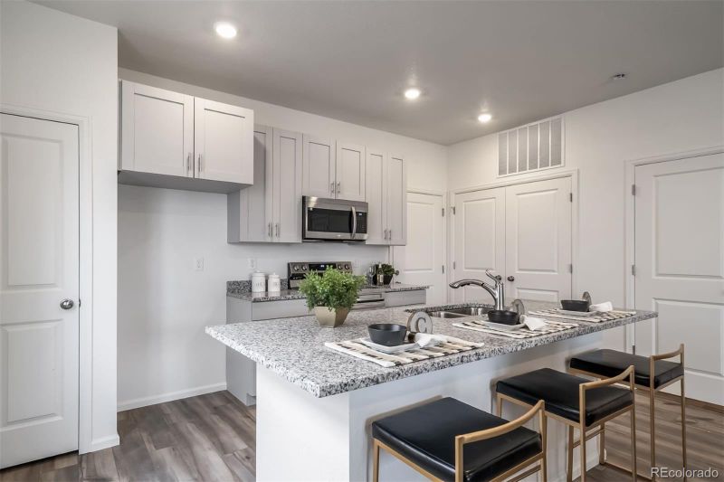 22343 E 46th Ave, Aurora, CO 80019