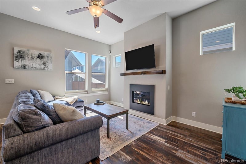 8528 E 54th Pl, Denver, CO 80238