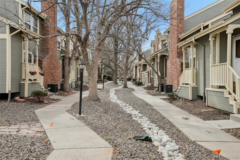 1980 S Hannibal St #C, Aurora, CO 80013