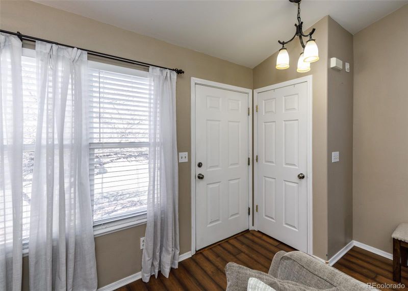 5515 Many Springs Dr, Colorado Springs, CO 80923