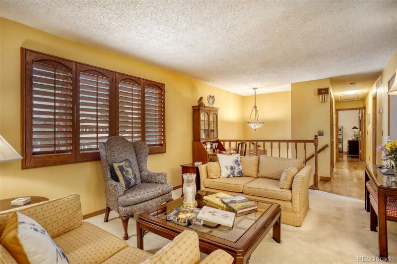 6306 S Johnson St, Littleton, CO 80123