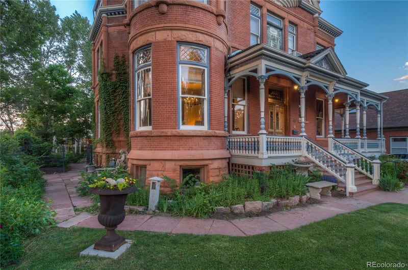 2555 W 37th Ave, Denver, CO 80211