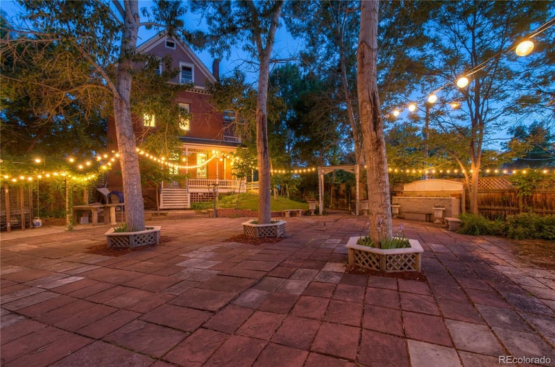 2555 W 37th Ave, Denver, CO 80211