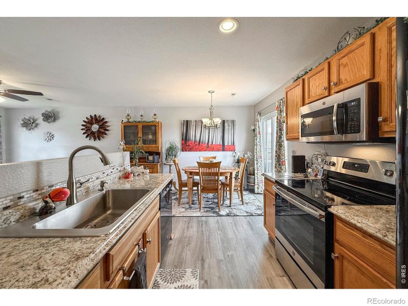 10450 Lower Ridge Rd, Longmont, CO 80504