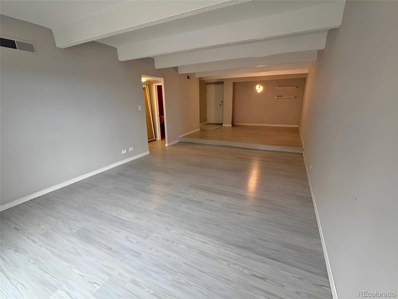 8060 E Girard Ave #813, Denver, CO 80231