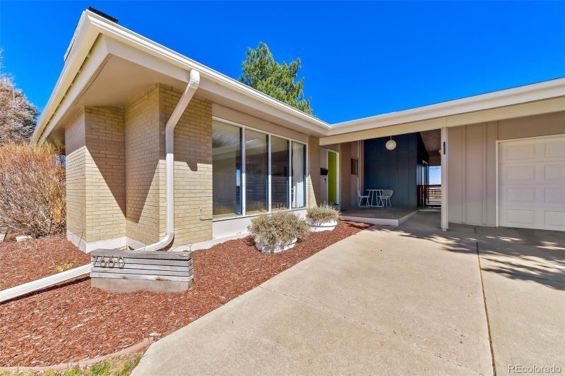 7660 S Sheridan Ct, Littleton, CO 80128