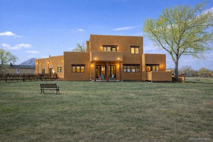 310 E Francisco St, La Veta, CO 81055