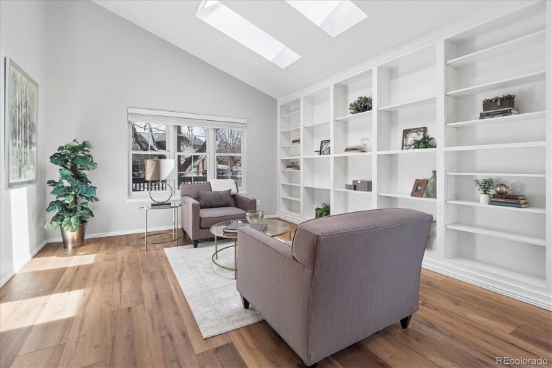9377 Newport Ln, Highlands Ranch, CO 80130