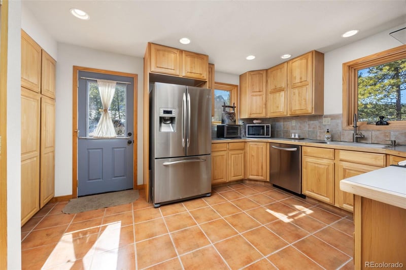 253 Alpine Dr, Nederland, CO 80466