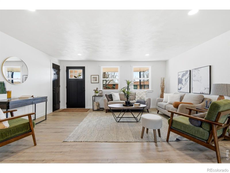 1239 Sunset St, Longmont, CO 80501