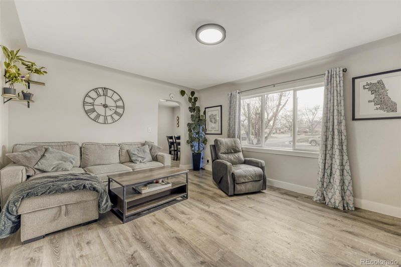 9340 Gail Ct, Thornton, CO 80229