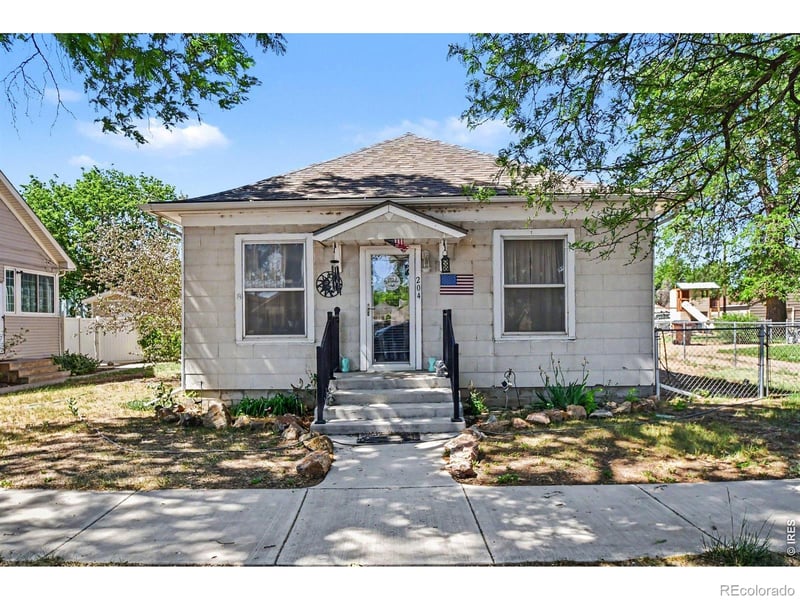 204 2nd Ave, La Salle, CO 80645