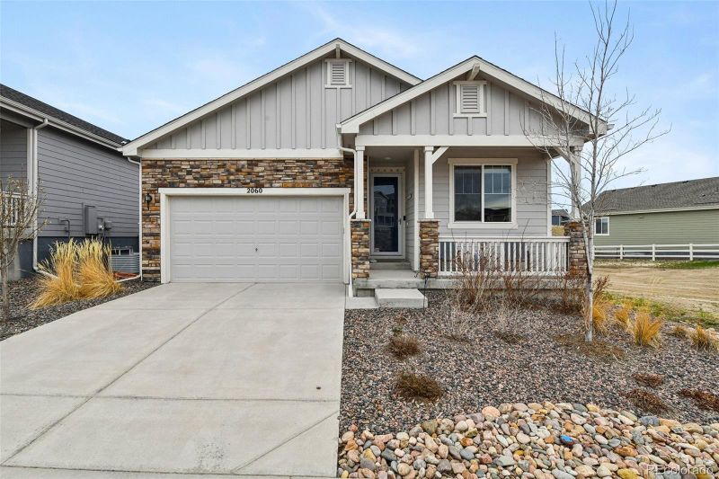 2060 Peralta Loop, Castle Rock, CO 80104