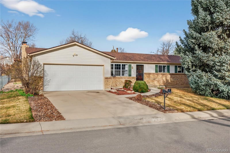 3125 S Beeler St, Denver, CO 80231