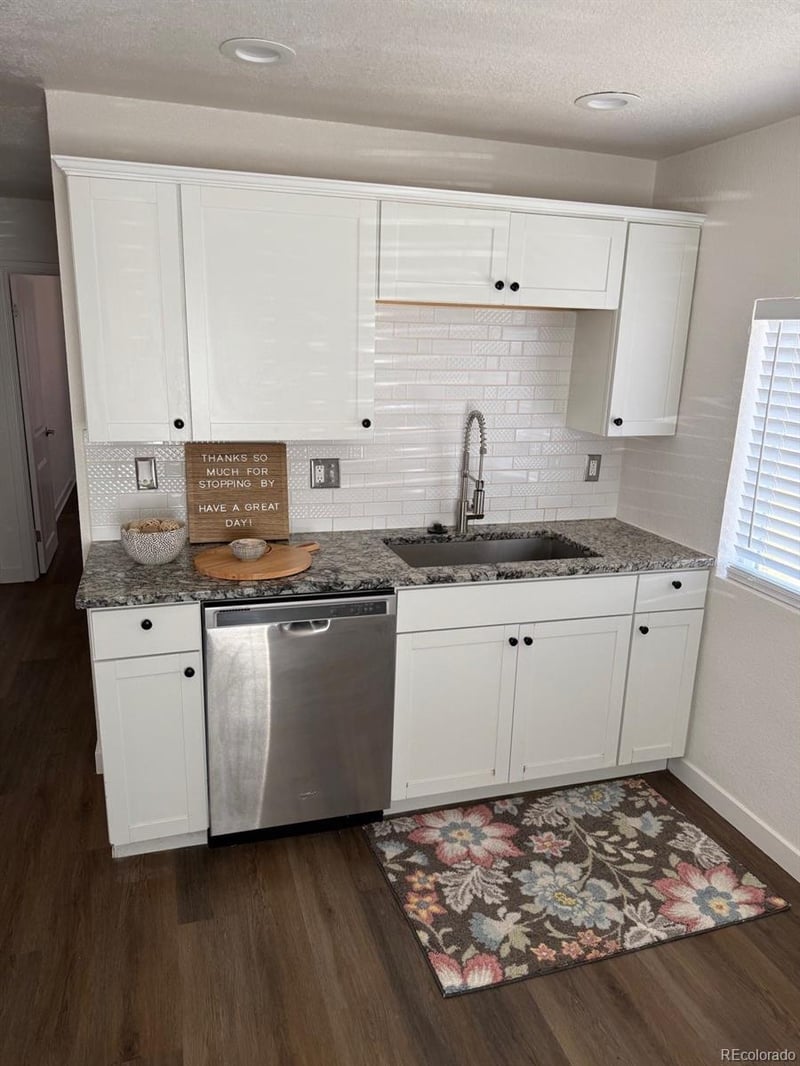 1020 S Irving St, Denver, CO 80219