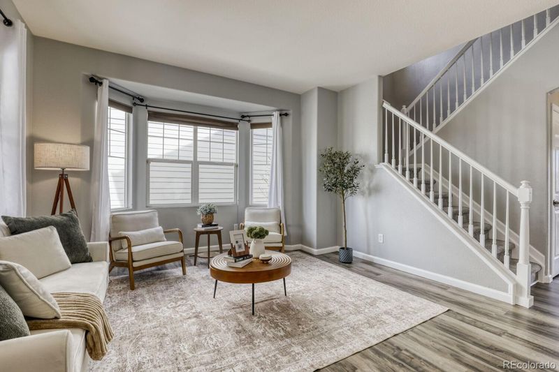 1310 S Duquesne Cir, Aurora, CO 80018