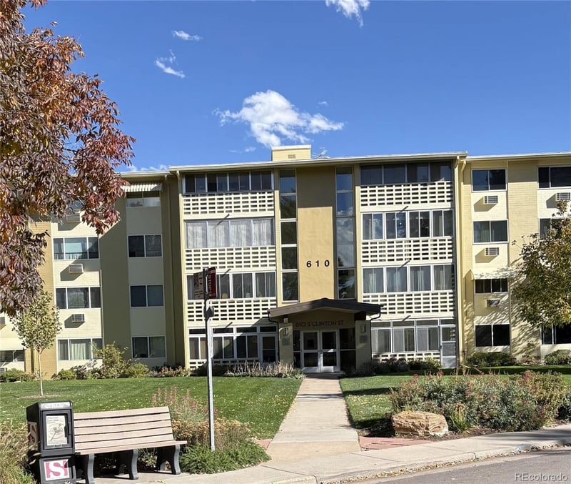 610 S Clinton St #4A, Denver, CO 80247